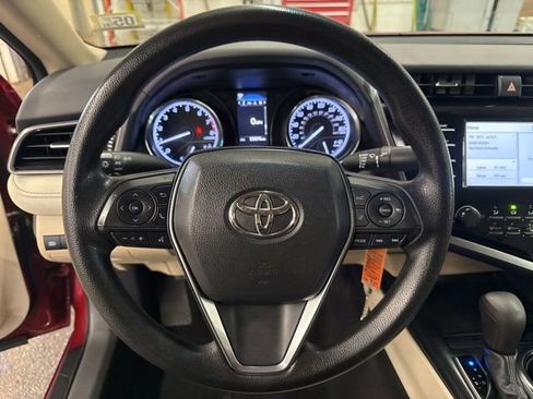 Used 2019 Toyota Camry LE FWD image 12
