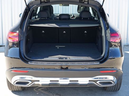 Used 2023 Mercedes-Benz GLC 300 w/ Exclusive Trim Package image 9