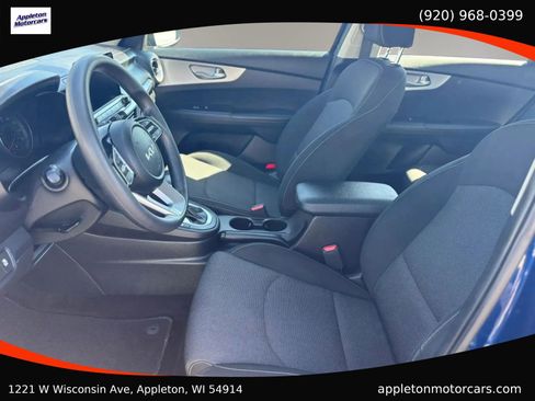 Used 2022 Kia Forte LXS FWD image 12