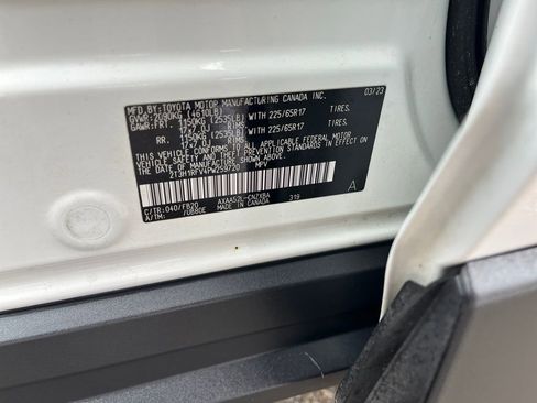 Certified 2023 Toyota RAV4 LE image 30