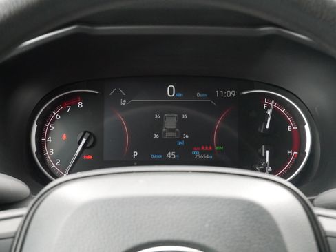 Certified 2025 Toyota RAV4 XLE AWD/4WD image 21