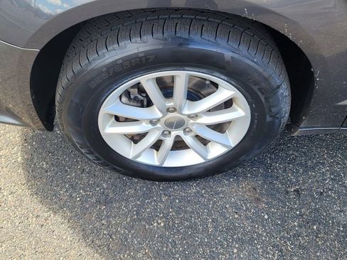 Used 2015 Dodge Grand Caravan SXT image 7