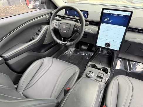 Used 2024 Ford Mustang Mach-E Premium image 42