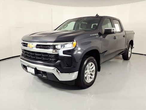 Used 2024 Chevrolet Silverado 1500 LT image 25