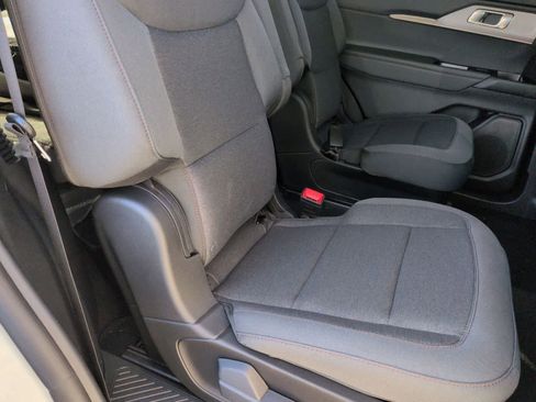 New 2026 Ford Explorer Active image 21