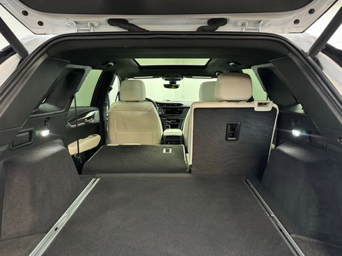 Used 2025 Cadillac XT5 Sportv w/ Technology Package image 35