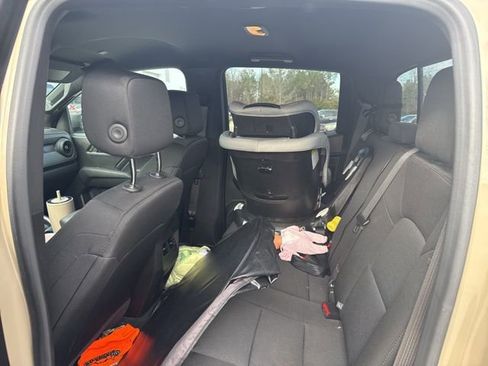 Used 2024 Chevrolet Colorado Trail Boss w/ Advanced Trailering Package image 19