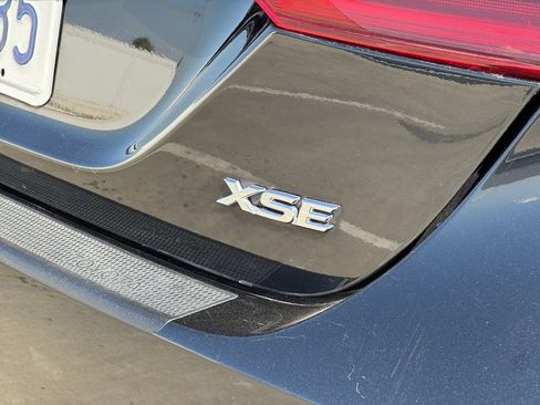 Used 2022 Toyota Camry XSE FWD image 24