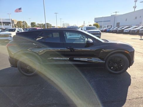 New 2026 Chevrolet Blazer EV LT image 17