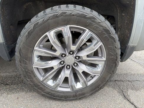 Used 2024 GMC Sierra 1500 Denali w/ Denali Reserve Package image 12