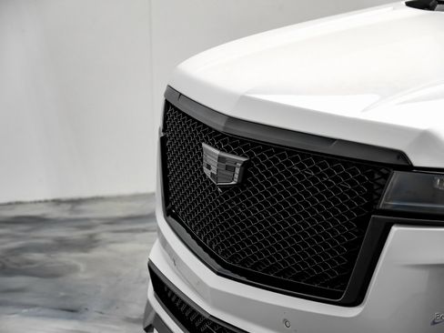 Used 2023 Cadillac Escalade V image 27