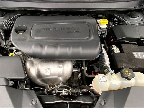 Used 2023 Jeep Cherokee Altitude Lux AWD/4WD image 30