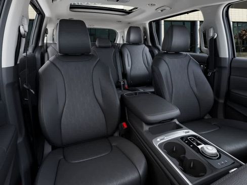 New 2026 Kia Carnival SX w/ SX Dark Edition Package FWD image 15