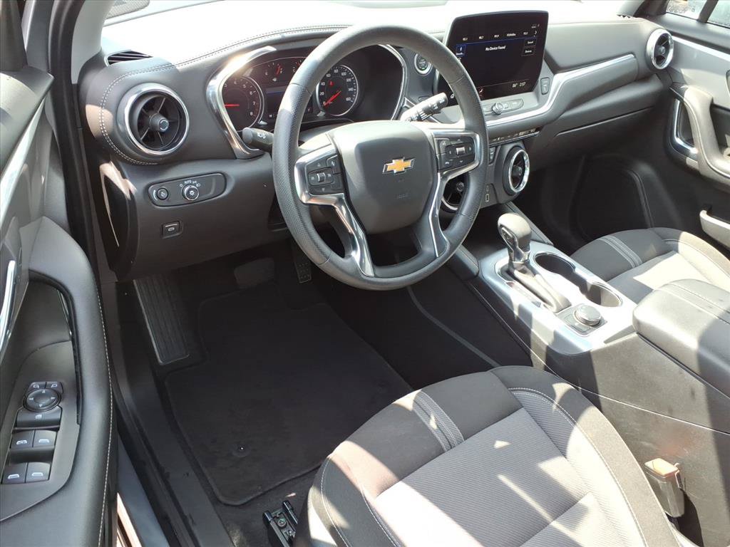 Certified 2025 Chevrolet Blazer LT FWD image 19