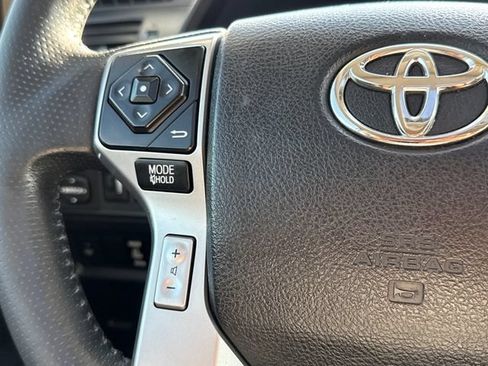 Used 2016 Toyota 4Runner Limited AWD/4WD image 29