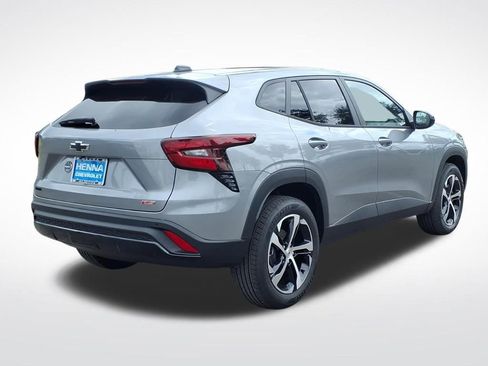 New 2026 Chevrolet Trax RS w/ Driver Confidence Package FWD image 3