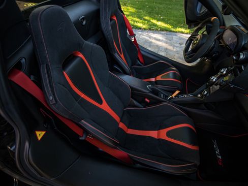 Used 2021 McLaren 720S Performance RWD image 68