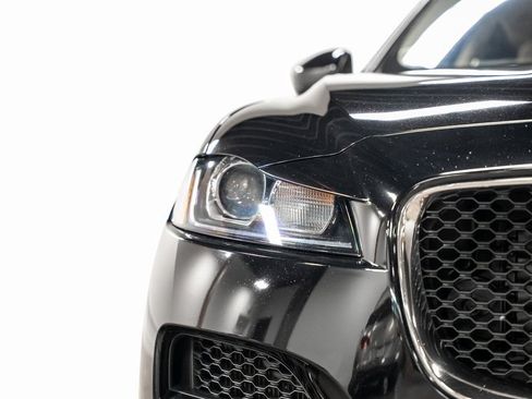 Used 2020 Jaguar F-PACE Premium AWD/4WD image 3