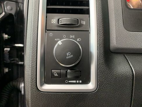 Used 2018 RAM 1500 Big Horn image 18