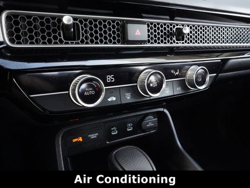 Used 2025 Honda Civic LX image 7