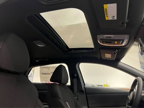 New 2026 Hyundai Elantra SEL Sport Premium image 14