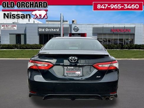 Used 2018 Toyota Camry L image 5