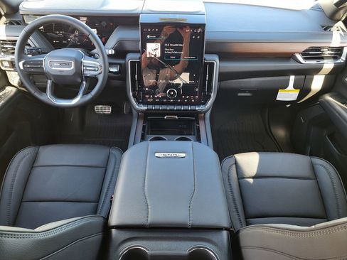 New 2026 GMC Yukon Denali w/ Sun & Power Step Package image 10