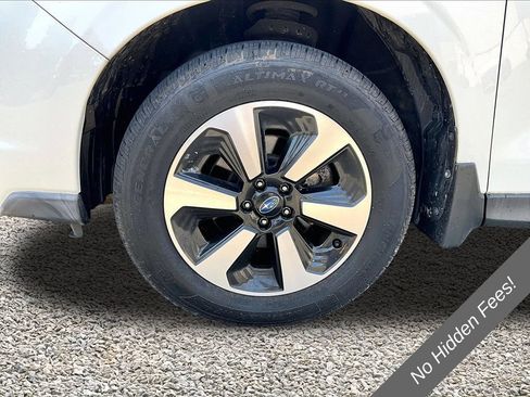 Used 2017 Subaru Forester 2.5i Premium w/ All-Weather Package AWD/4WD image 8