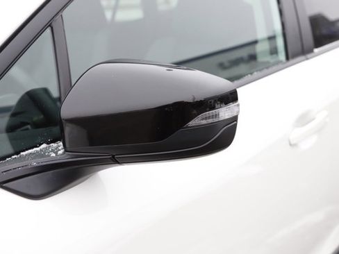 Certified 2025 Subaru Outback Onyx Edition image 13