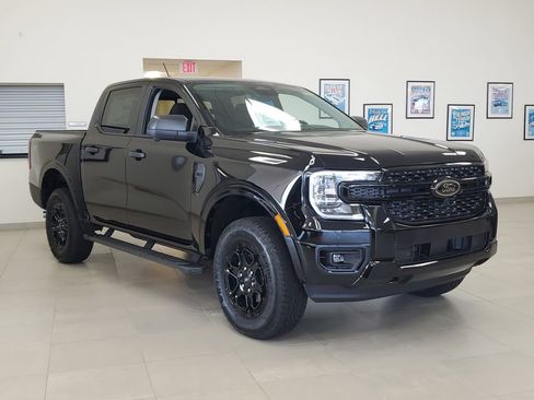 New 2026 Ford Ranger XLT w/ Technology Package AWD/4WD image 3