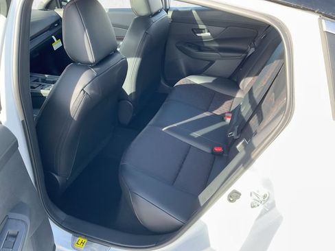 New 2026 Nissan Sentra SR w/ SR Premium Package FWD image 14