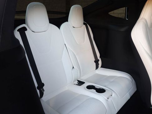 Used 2023 Tesla Model X AWD/4WD image 31