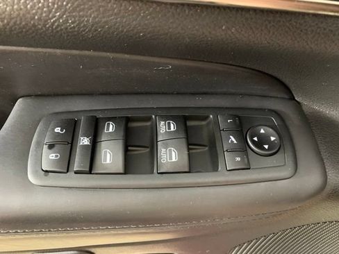 Used 2020 Jeep Grand Cherokee High Altitude AWD/4WD image 27