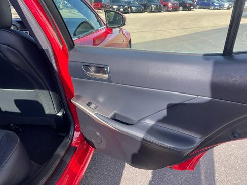 Used 2019 Lexus IS 300 F Sport w/ F Sport Package RWD image 15