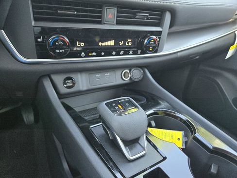 New 2026 Nissan Rogue SV AWD/4WD image 14