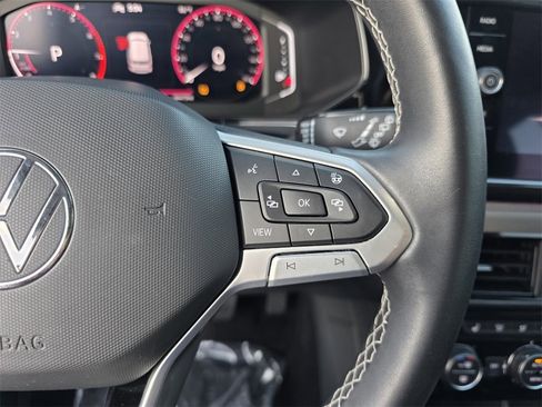 Used 2022 Volkswagen Taos SEL w/ Panoramic Sunroof Package image 20