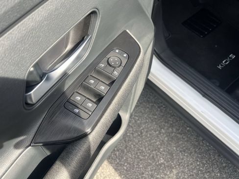 New 2026 Nissan Kicks SV FWD image 14