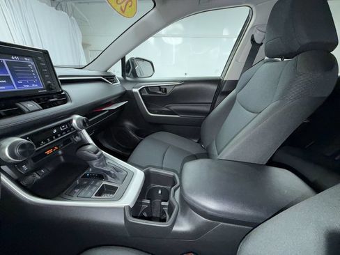 Certified 2022 Toyota RAV4 LE AWD/4WD image 23