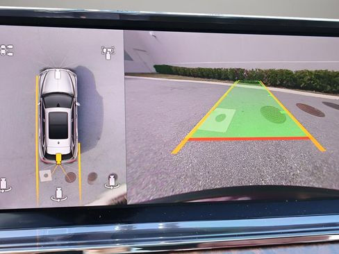 New 2025 Bentley Bentayga image 31