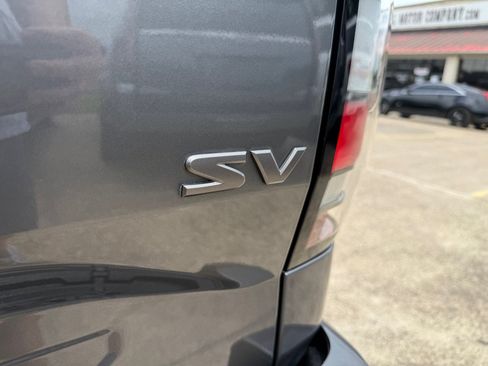 Used 2022 Nissan Frontier SV RWD image 9