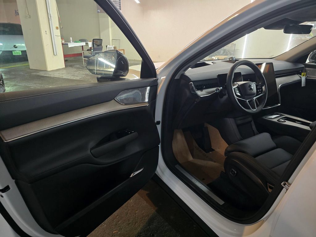 Used 2025 Volvo EX90 Ultra AWD/4WD image 20