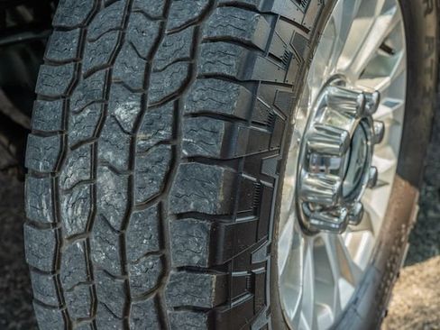 Used 2021 Ford F250 XL w/ Power Equipment Group AWD/4WD image 12