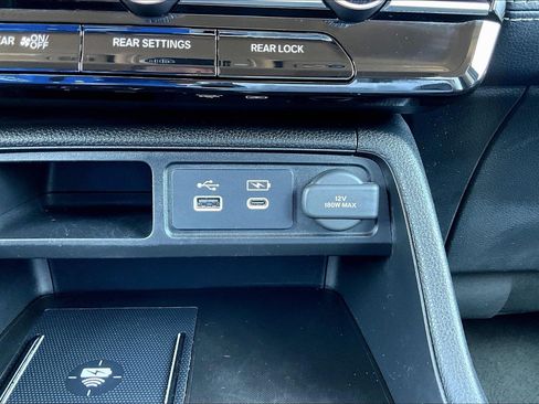 Used 2023 Honda Pilot EX-L image 25