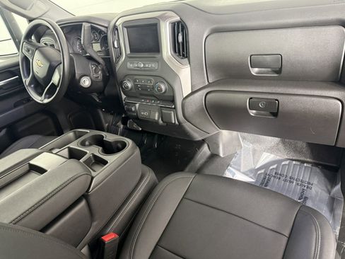 Used 2023 Chevrolet Silverado 2500 W/T w/ WT Fleet Convenience Package image 11