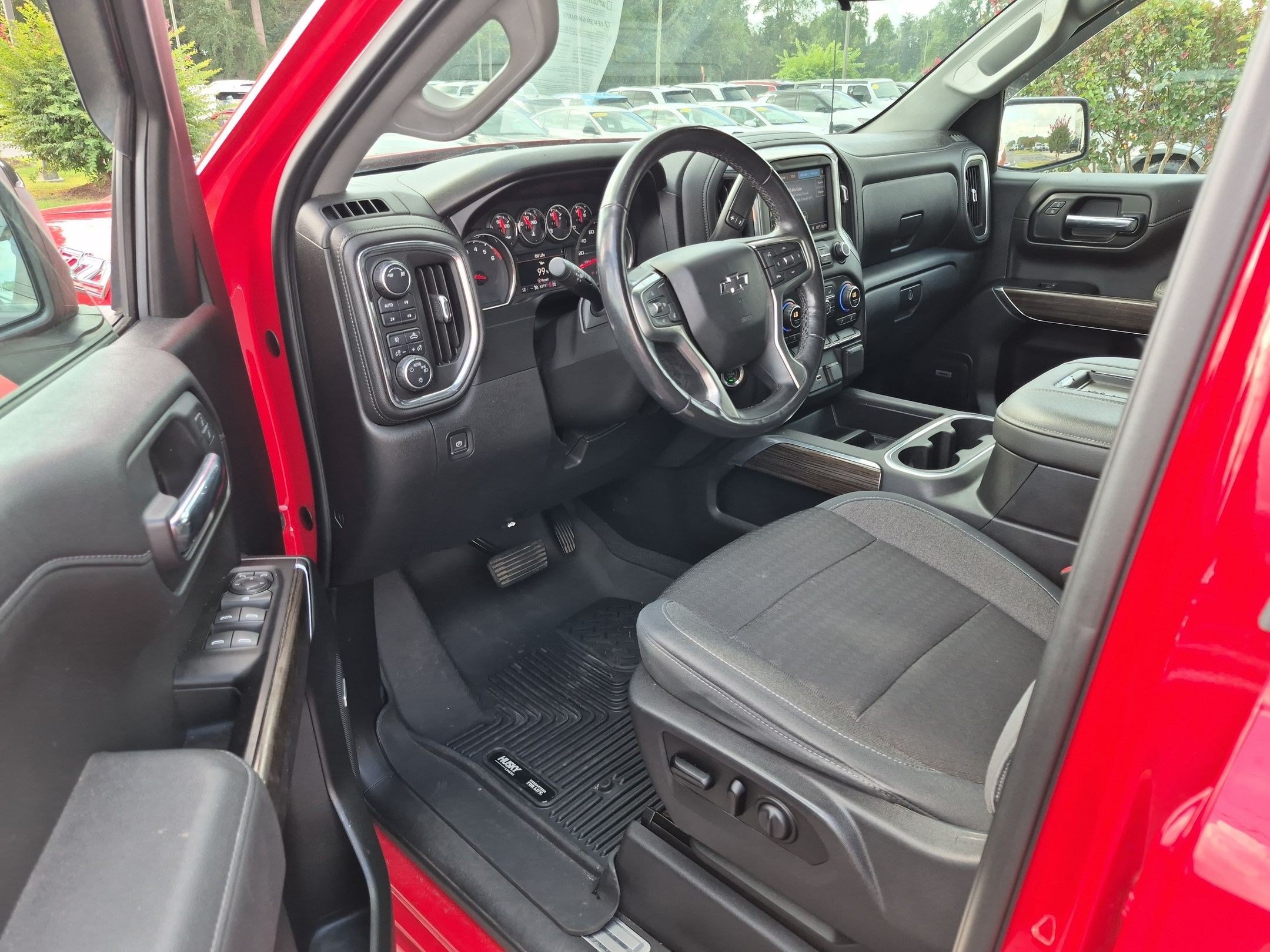 Used 2019 Chevrolet Silverado 1500 RST w/ All-Star Edition AWD/4WD image 11