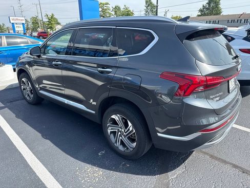 Used 2022 Hyundai Santa Fe SEL w/ Convenience + Premium Package AWD/4WD image 4