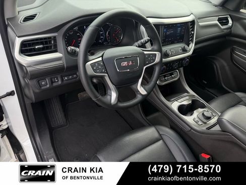 Used 2023 GMC Acadia SLT w/ Elevation Edition FWD image 9