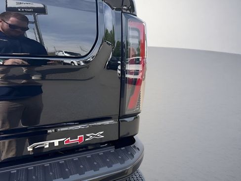 New 2026 GMC Sierra 2500 AT4X AWD/4WD image 36