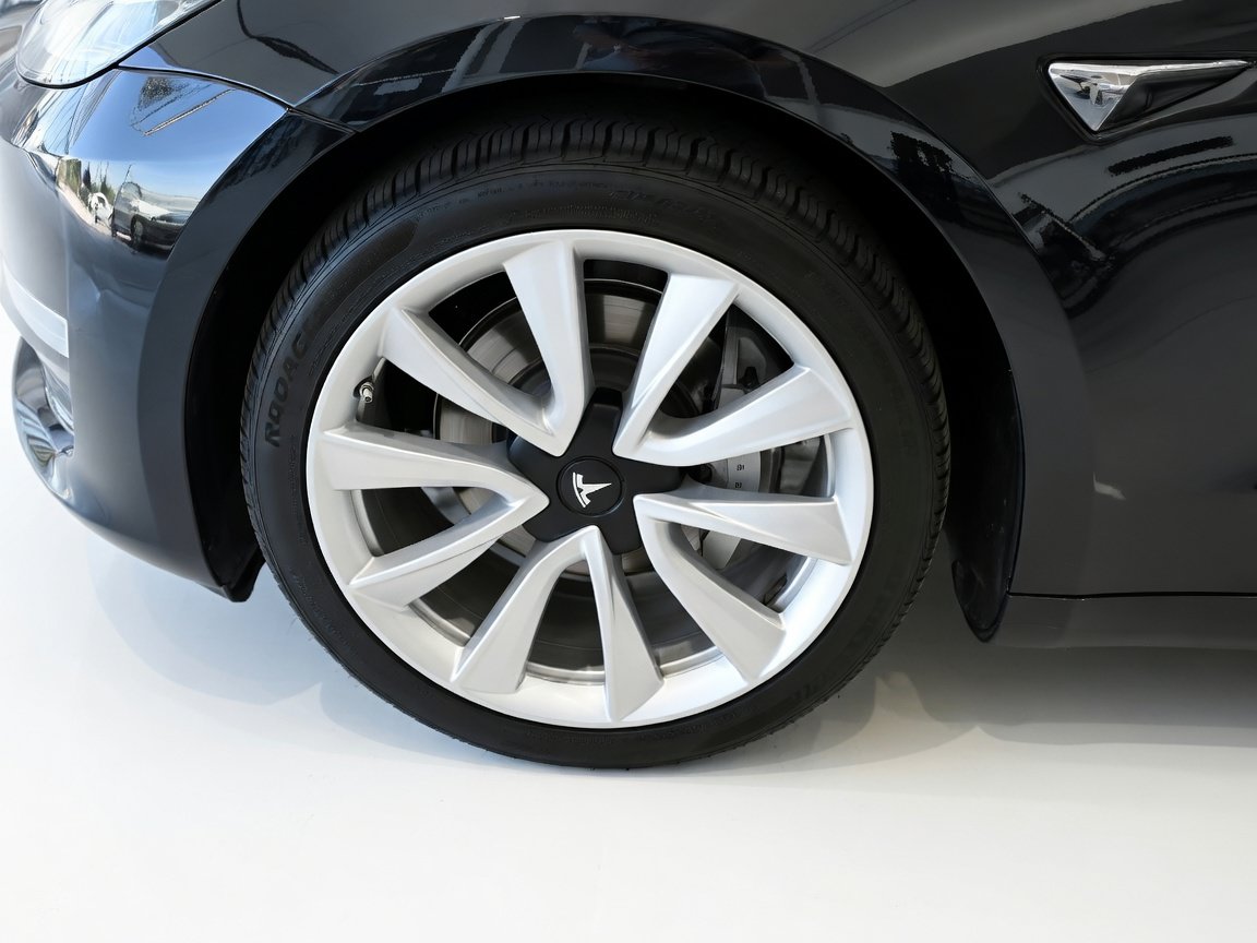 Used 2019 Tesla Model 3 Long Range AWD/4WD image 20