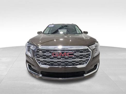 Used 2023 GMC Terrain Denali AWD/4WD image 7